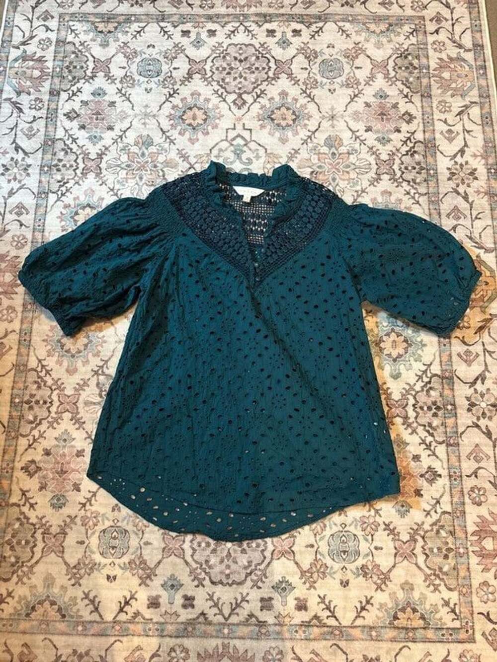 A diva Blouse size M